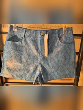 AKIRA Blue Snake-Print Women's Shorts